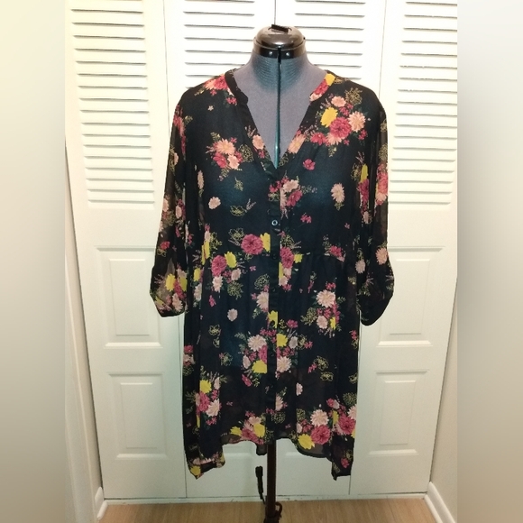 Torrid Georgette High-low Babydoll Button Up Blouse. Torrid size 4 (26w) - Picture 1 of 9